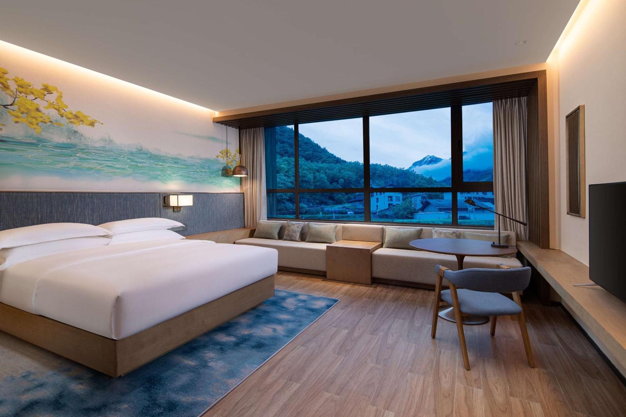 Hilton Garden Inn Jiuzhaigou Exteriör bild