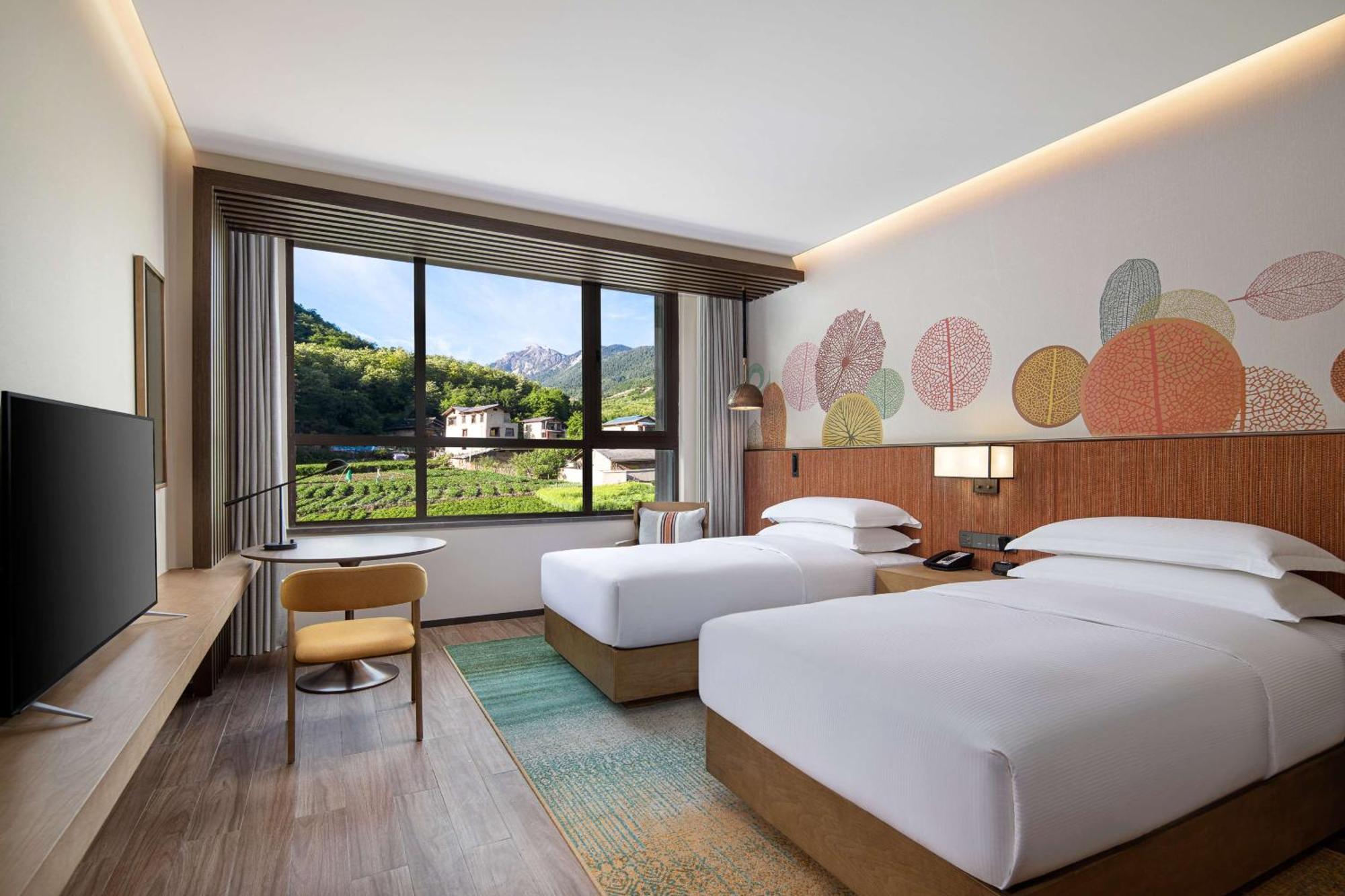 Hilton Garden Inn Jiuzhaigou Exteriör bild